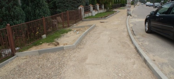 Ponad kilometr nowych chodników na osiedlu mieszkaniowym „Glinki”