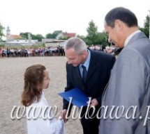 Zakończenie roku szkolnego 2012/2013 w SP i Gimnazjum Zakończenie roku szkolnego 2012/2013 w SP i Gimnazjum