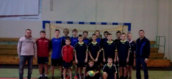 Turnieju Piłki Ręcznej Chłopców o Puchar Dyrektora ZPO w Bieżuniu Turnieju Piłki Ręcznej Chłopców o Puchar Dyrektora ZPO w Bieżuniu