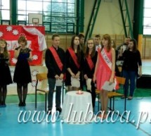 Obchody Święta Niepodległości w Gimnazjum Obchody Święta Niepodległości w Gimnazjum