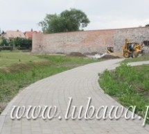 Budowa ścieżki trwa Budowa ścieżki trwa