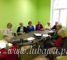 Nasi seniorzy poznali tajemnice piramid Nasi seniorzy poznali tajemnice piramid