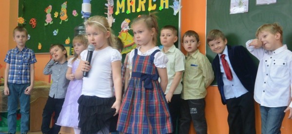 DZIEŃ KOBIET W PRZEDSZKOLU MIEJSKIM W LUBAWIE DZIEŃ KOBIET W PRZEDSZKOLU MIEJSKIM W LUBAWIE