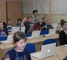 „Smerfy” w pracowni komputerowej „Smerfy” w pracowni komputerowej