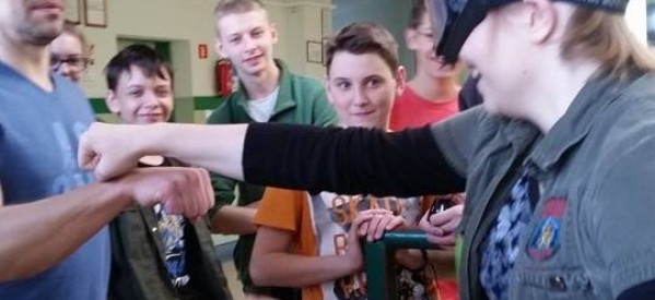 „Na Ostatnią Chwilę” zagrał w Gimnazjum „Na Ostatnią Chwilę” zagrał w Gimnazjum