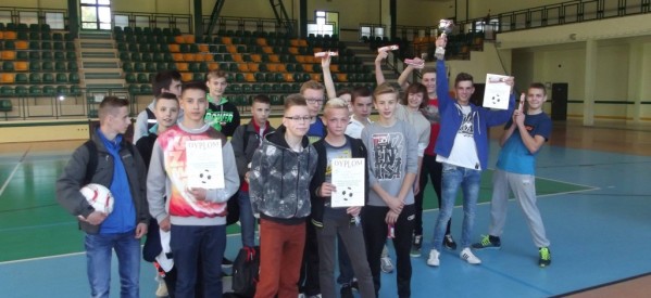 Turniej Halowej Piłki Nożnej dla szkół gimnazjalnych o Puchar Dyrektora OSiR