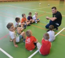 NASI PRZEDSZKOLNI PIŁKARZE NASI PRZEDSZKOLNI PIŁKARZE