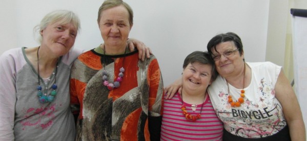 Warsztaty integracyjne w Środowiskowym Domu Samopomocy Warsztaty integracyjne w Środowiskowym Domu Samopomocy