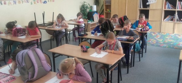 Szkolny Konkurs Języka Angielskiego dla klas II Szkolny Konkurs Języka Angielskiego dla klas II