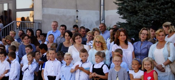 Rozpoczęcie roku szkolnego w Szkole Podstawowej Rozpoczęcie roku szkolnego w Szkole Podstawowej