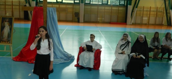 Dzień Papieski w Gimnazjum Dzień Papieski w Gimnazjum