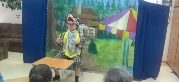 Aktorzy studia teatralnego KRAK – ART w Środowiskowym Domu Samopomocy Aktorzy studia teatralnego KRAK – ART w Środowiskowym Domu Samopomocy