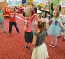 Zajęcia taneczne w Przedszkolu Miejskim