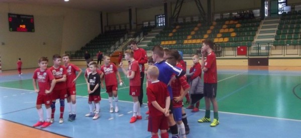 Świąteczny Turniej Halowej Piłki Nożnej dla szkół podstawowych z okazji 800 Lecia Ziemi Lubawskiej