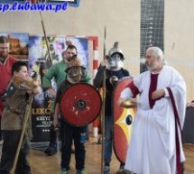 Żywa lekcja historii w Szkole Podstawowej Żywa lekcja historii w Szkole Podstawowej