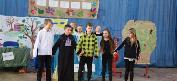 Światowy Dzień Ziemi- apel w Szkole Podstawowej im. Mikołaja Kopernika w Lubawie