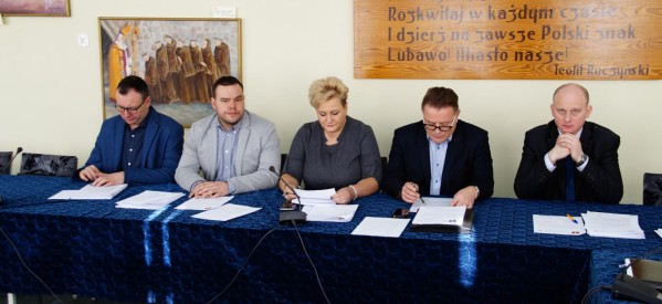 XLII zwyczajna sesja Rady Miasta Lubawa XLII zwyczajna sesja Rady Miasta Lubawa