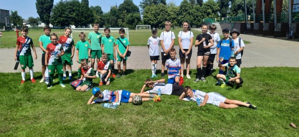 Komunikat z Wakacyjnego Turnieju Piłki Nożnej (rocznik 2010 i młodsi) Komunikat z Wakacyjnego Turnieju Piłki Nożnej (rocznik 2010 i młodsi)